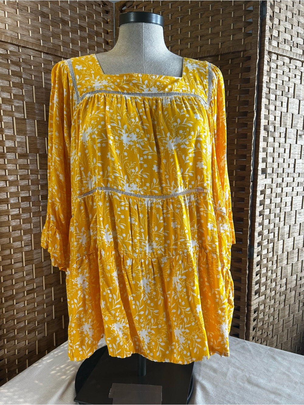 Weekend Suzanne Betro Yellow Floral Peasant Tunic Top XL Boho Cottagecore